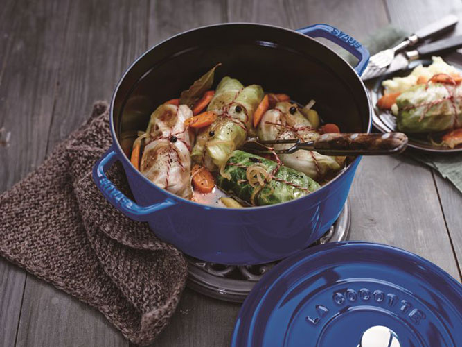 フランス製鋳物ホーロー鍋「staub（ストウブ）」の人気カラー
