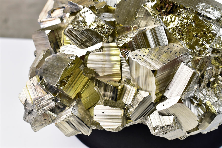 パイライト 黄鉄鉱 Pyrite - 株式会社オンビル