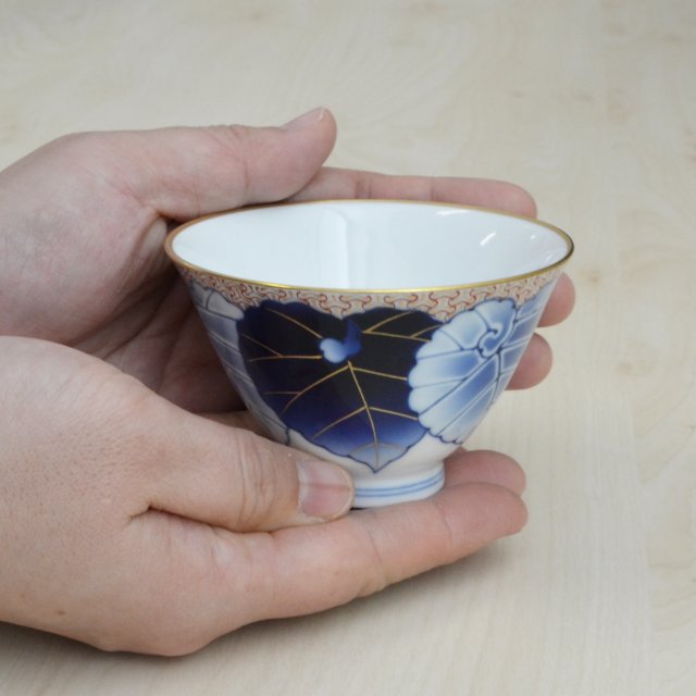 愁海棠）小ぶり茶器揃（急須・湯のみセット）|有田焼の老舗-香蘭社