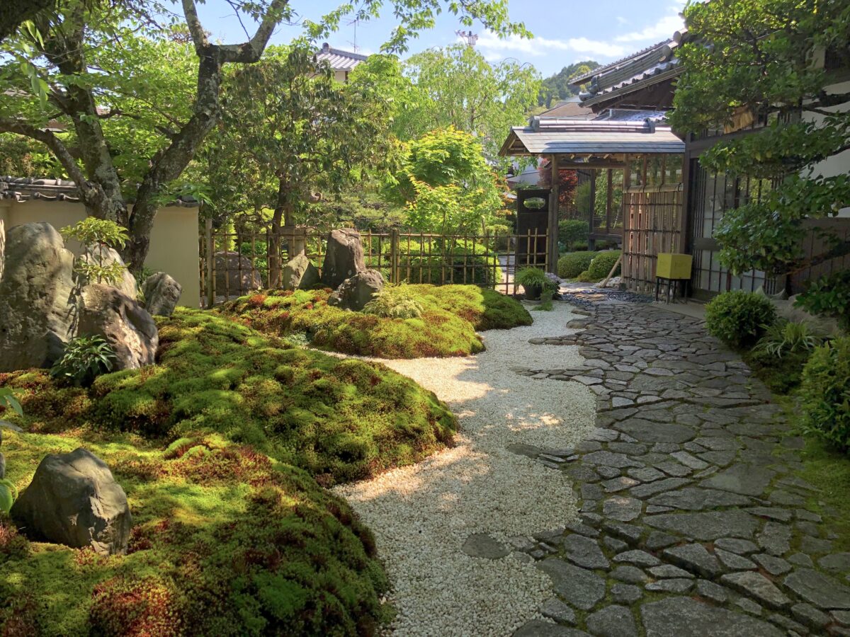 桜下亭庭園 ― 重森三玲作庭…広島県広島市の庭園。 | 庭園情報メディア