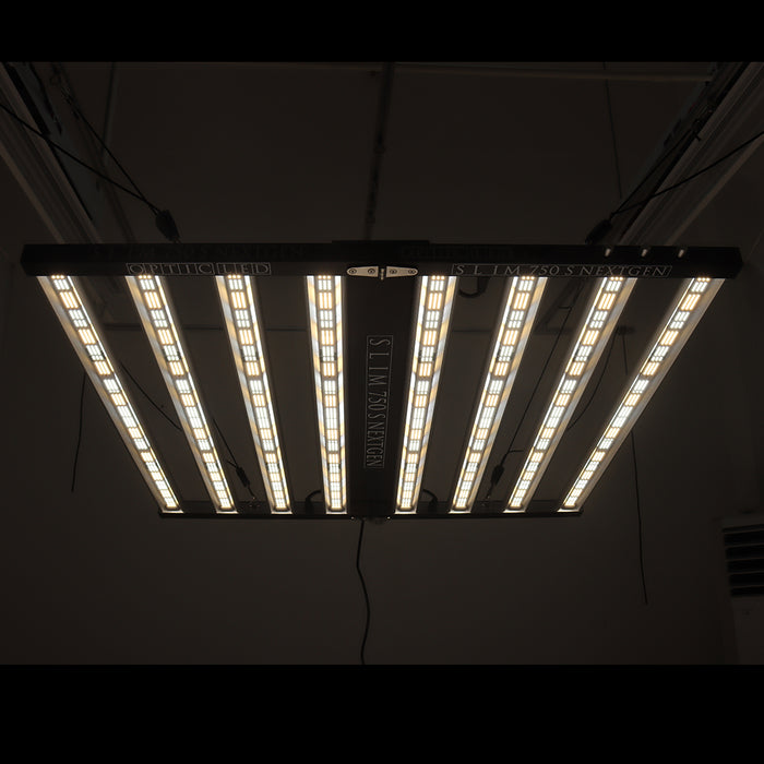 Best deals on Samsung & CREE LED Grow Light Fixtures — Optic LED