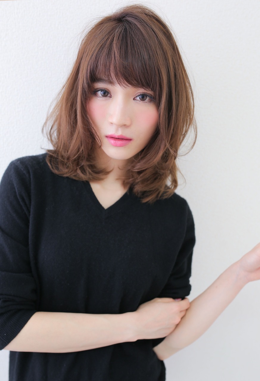 大人かわいいひし形無造作ウェーブ｜神戸市の美容院はパシフィックダズール