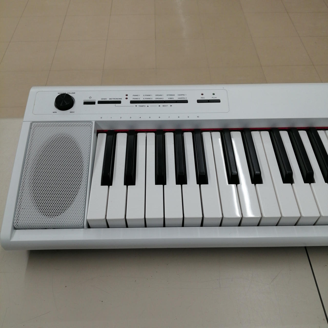 ヤマハ キーボード piaggero NP-V80 Yamaha Piaggero NP-V80 76-key