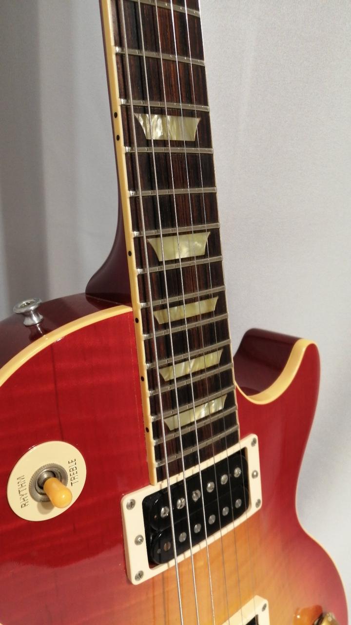 ギブソン(GIBSON)|LES PAUL CLASSIC PREMIUM PLUS|【ハードオフ公式
