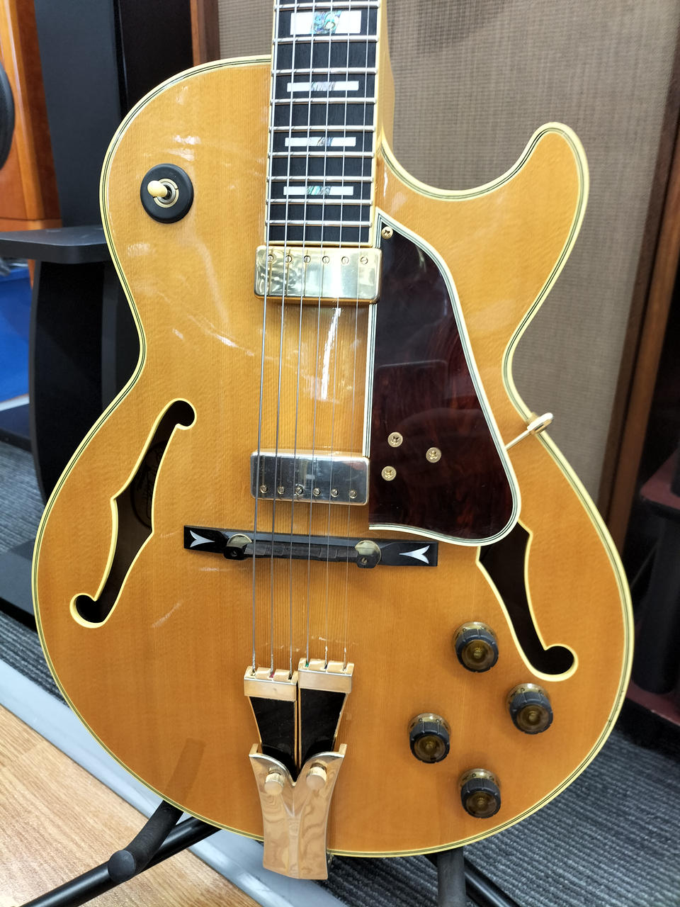 アイバニーズ(IBANEZ)|フルアコ|【ハードオフ公式通販】オフモール