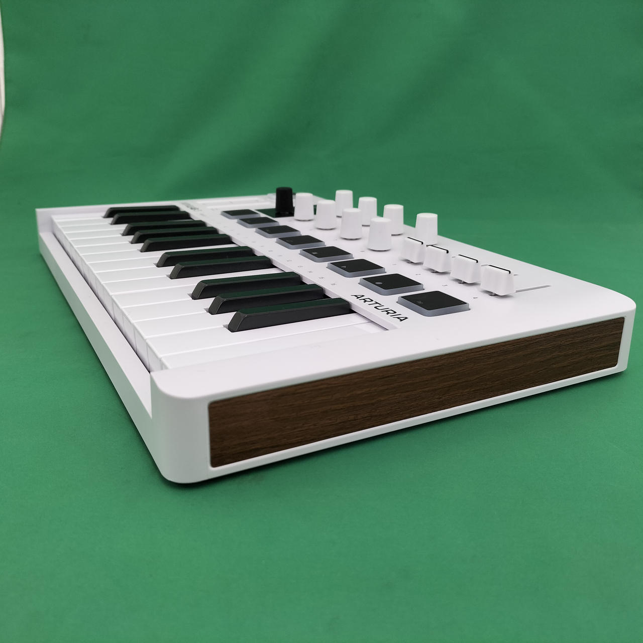 アートリア(ARTURIA)|MIDIキーボード|【ハードオフ公式通販】オフ