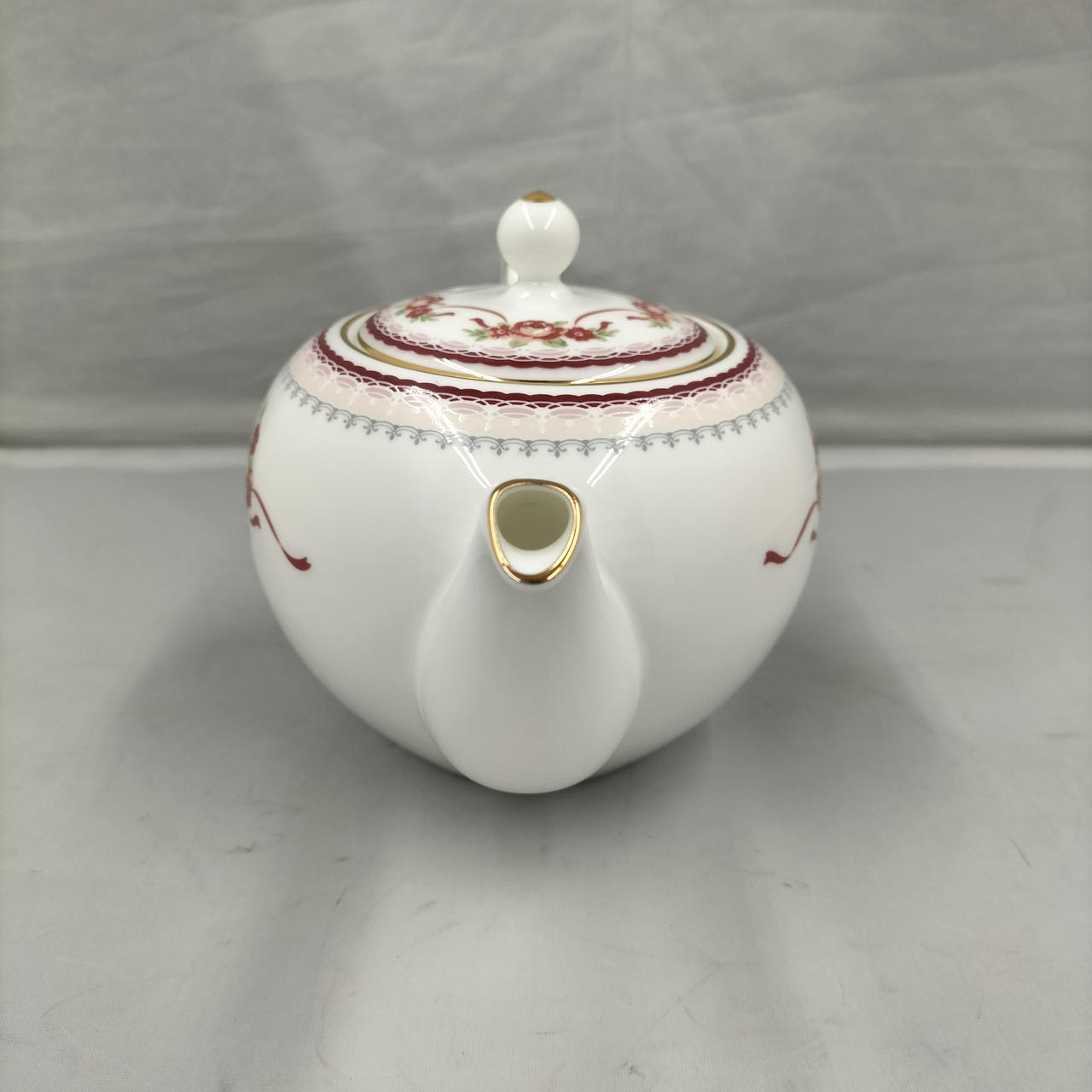 ノリタケ(Noritake)|ティーポット 魔女の宅急便|【ハードオフ公式通販