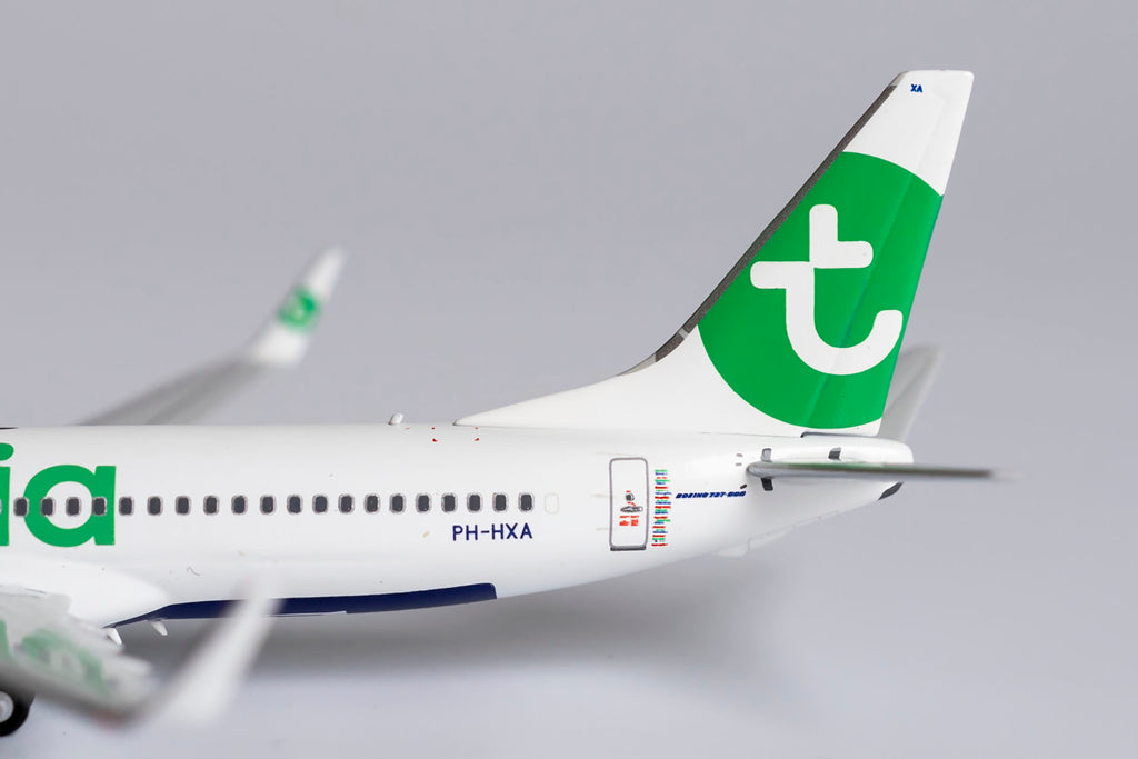 Transavia Airlines Boeing 737-800 PH-HXA NG Model 58128 Scale 1