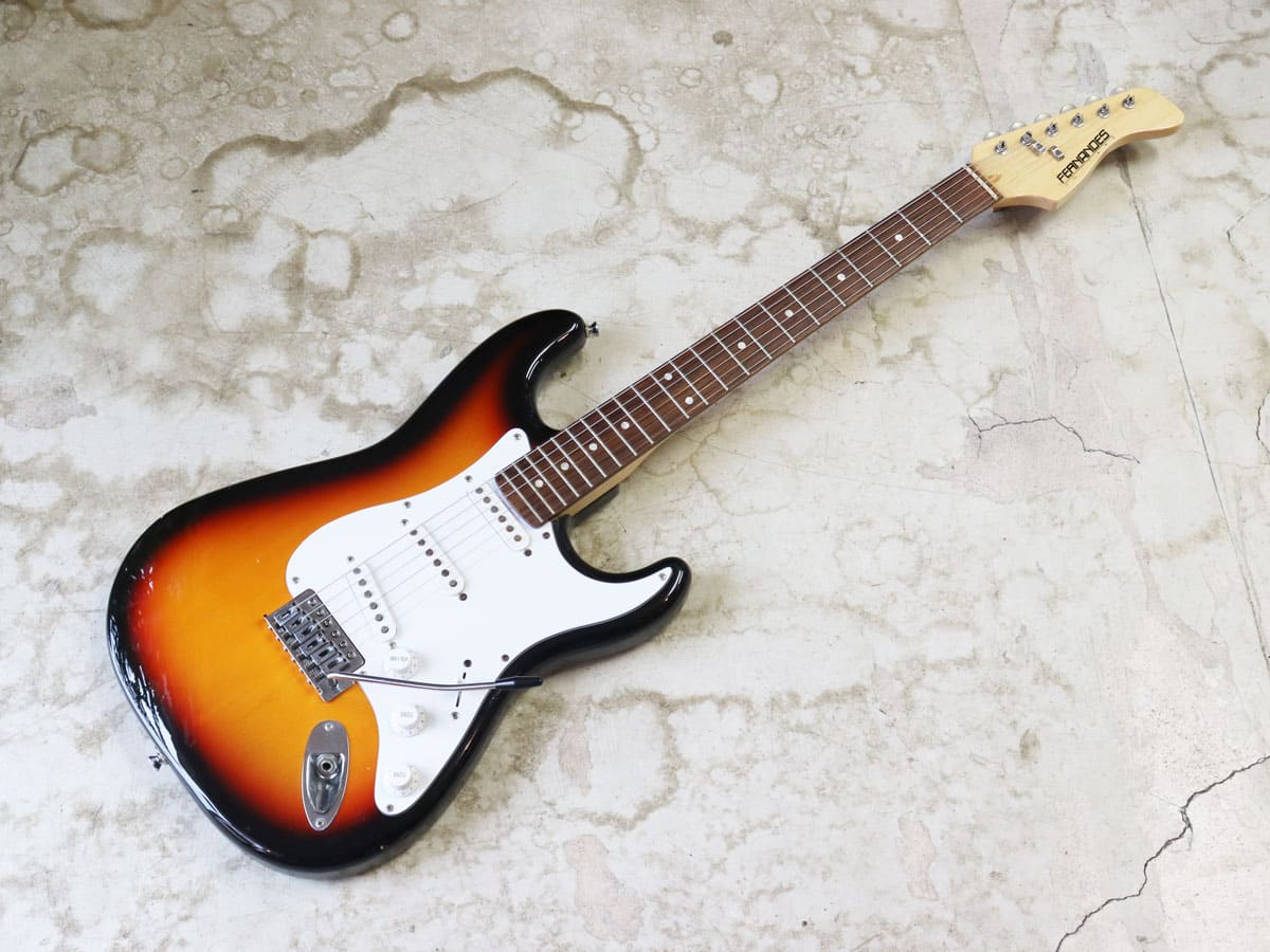 中古】Fernandes ストラトキャスタータイプ エレキギター - 神奈川県の