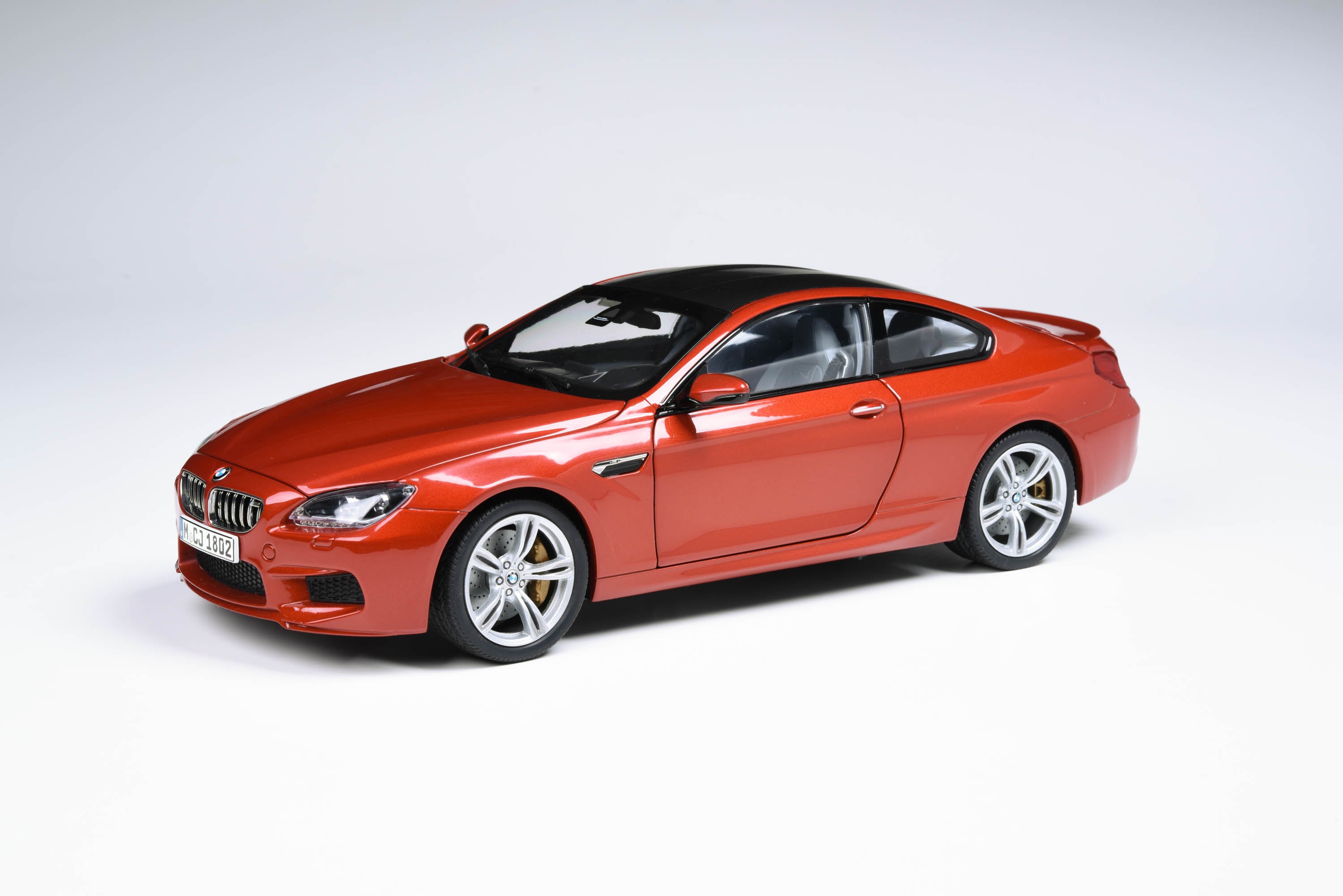 1:18 Scale BMW M6 Coupe – paragonmodelstore