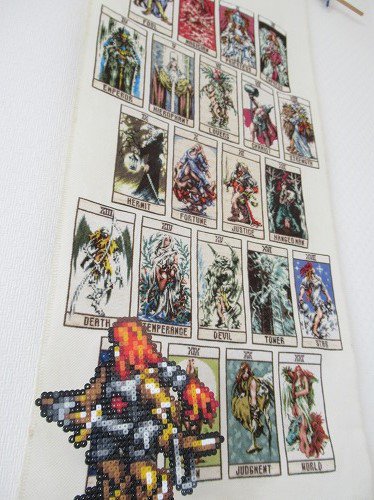 伝説のオウガバトル タロットカード刺繍】 約2年ほどかけて完成した