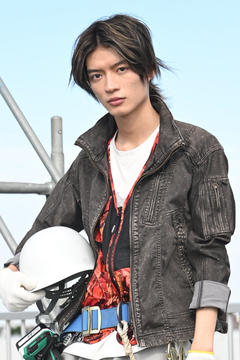 キャスト紹介④ #仮面ライダーバッファ に変身する、 野心家の #吾妻