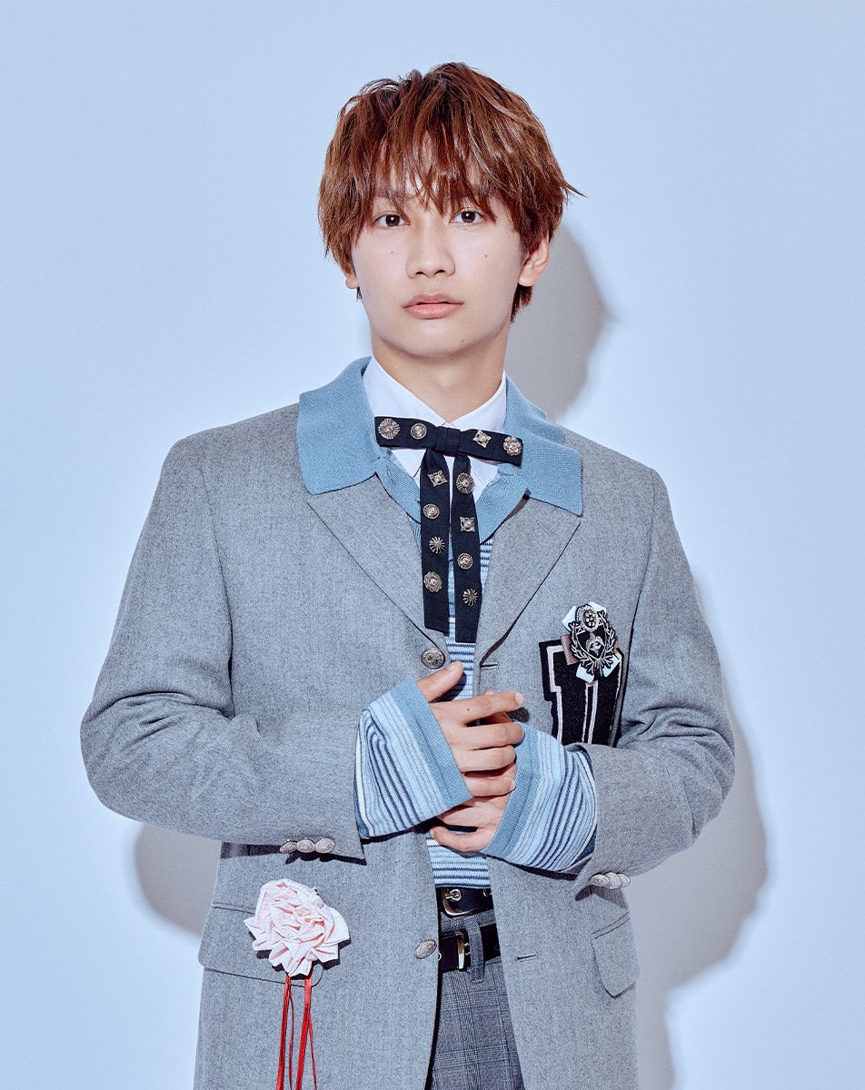 アー写も変わってた😍💙 可愛い💙💙 #NeverRomantic #藤原丈一郎