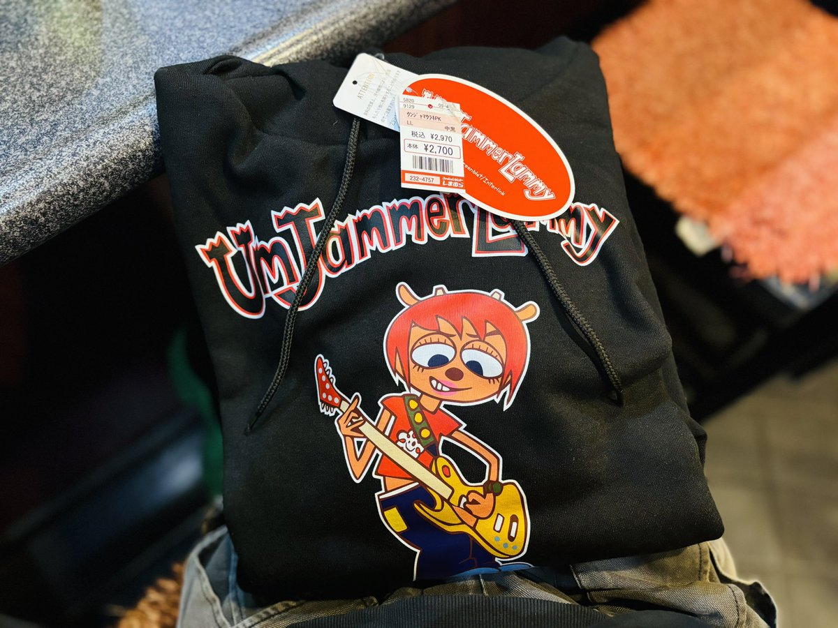 えっ、何これ知らなかった！ ウンジャマ・ラミーのパーカー欲しい🎸