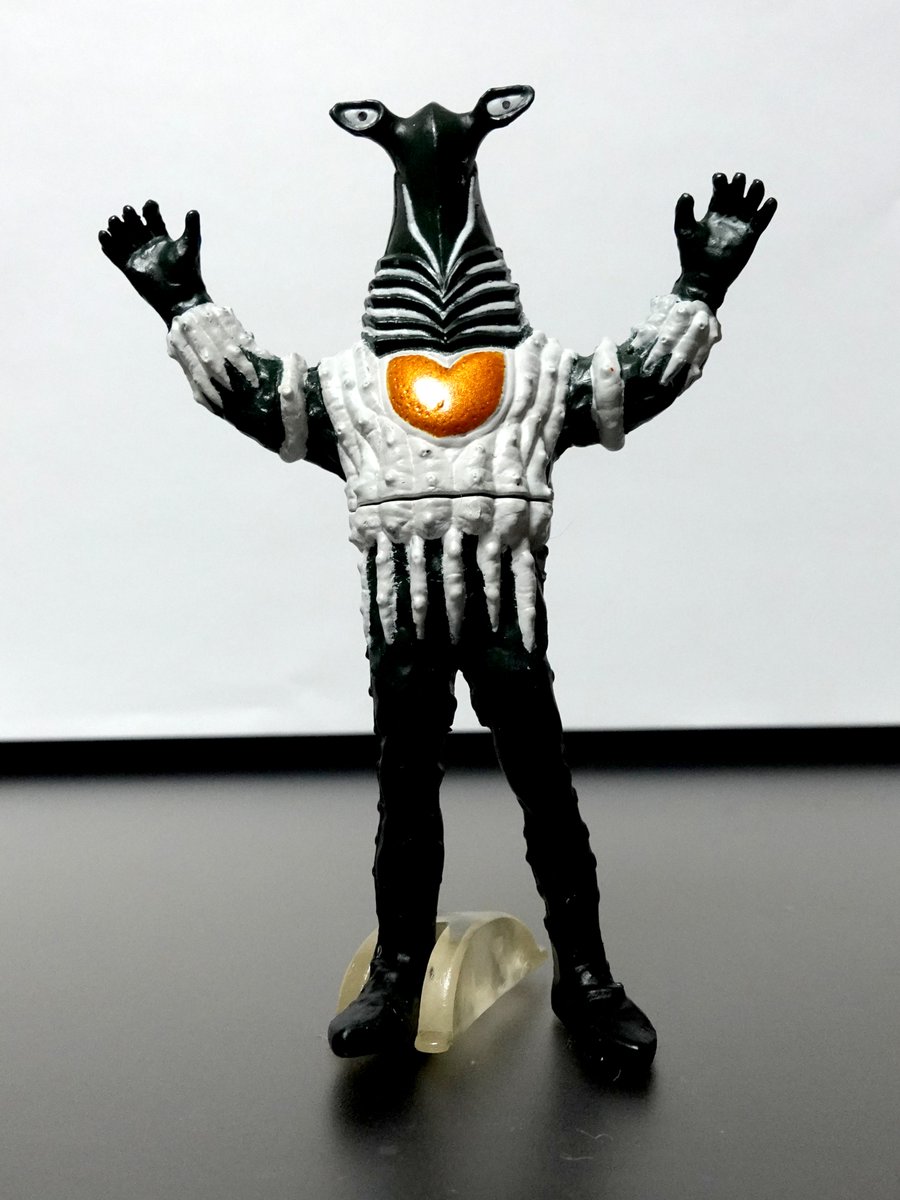 ウルトラセブンに登場する、『放浪宇宙人 ペガッサ星人』のフィギュア