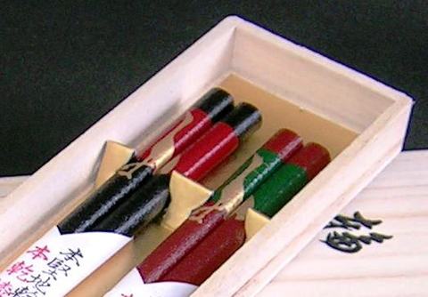 本堅地輪島塗箸 本乾漆箸 鶴（黒/朱）【高級塗箸 記念品 通販】山口