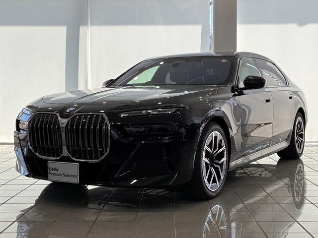 BMW7シリーズに日本の匠とドイツのクラフトマンシップが融合した限定車