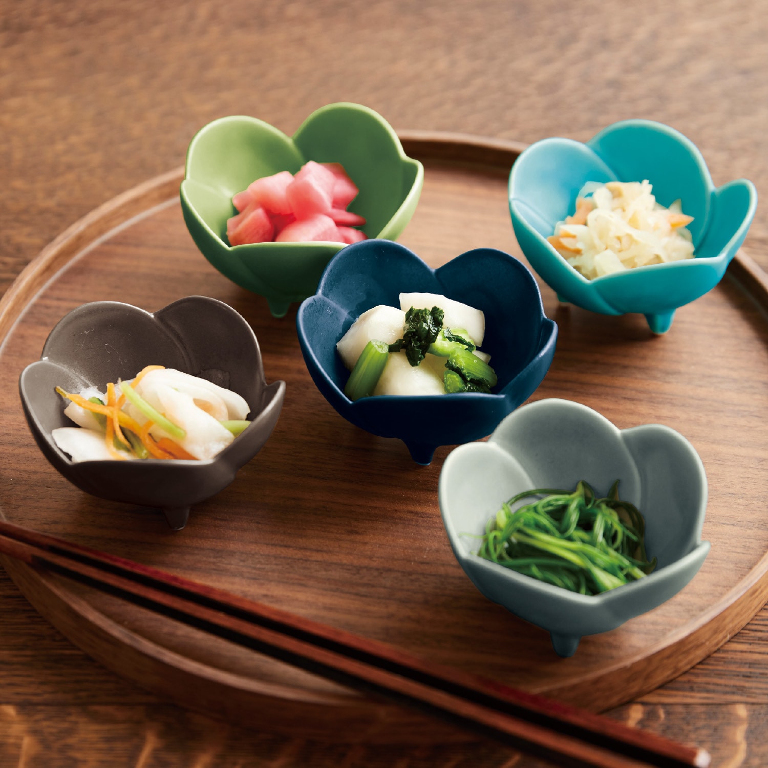 花型三つ足小鉢5色セット 美濃焼［日本製］（どんぶり/小鉢/茶碗