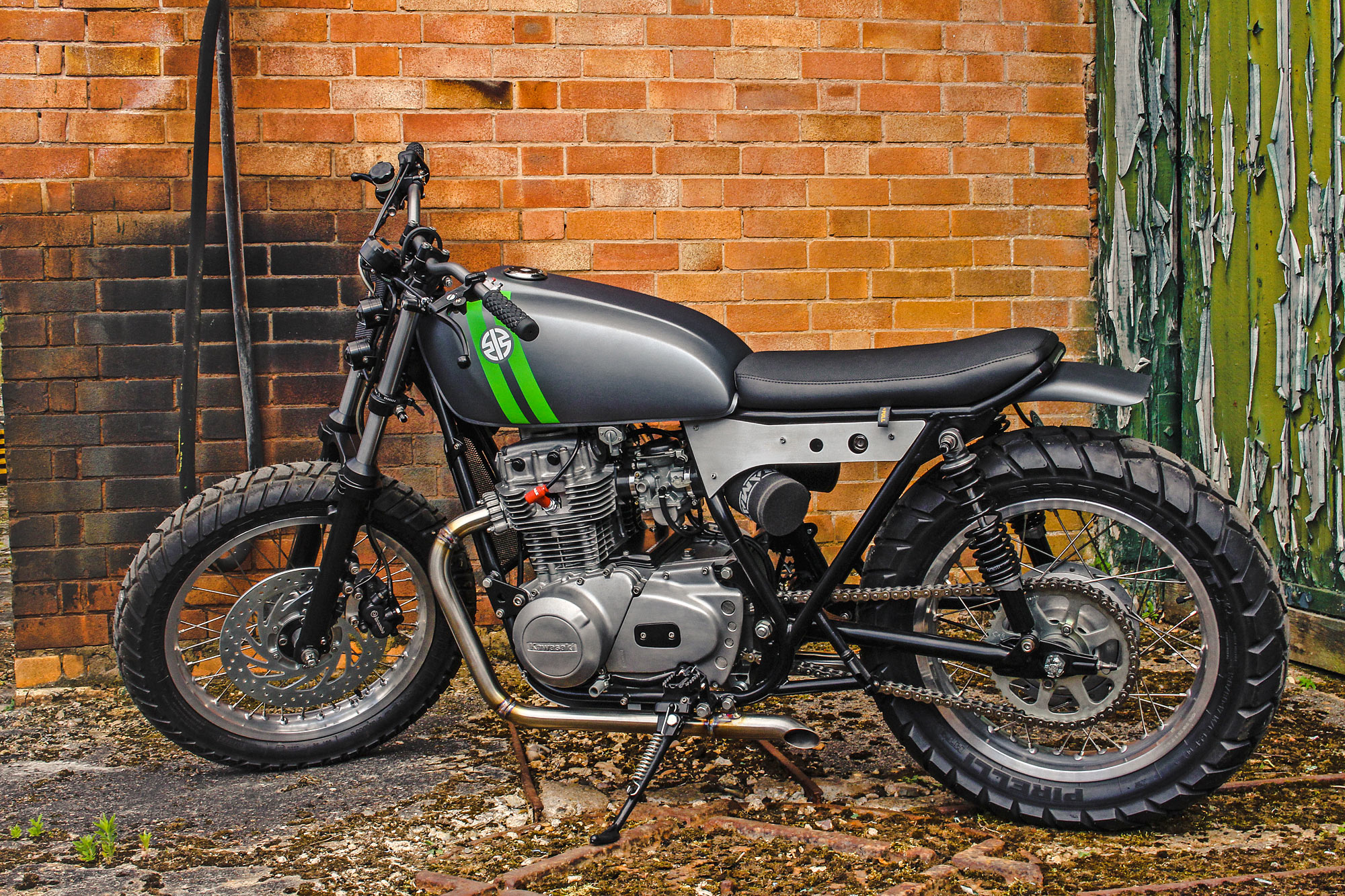 ZEE WHIZ. BGM Cafe Racer's '78 Kawasaki Z400 Street Scrambler