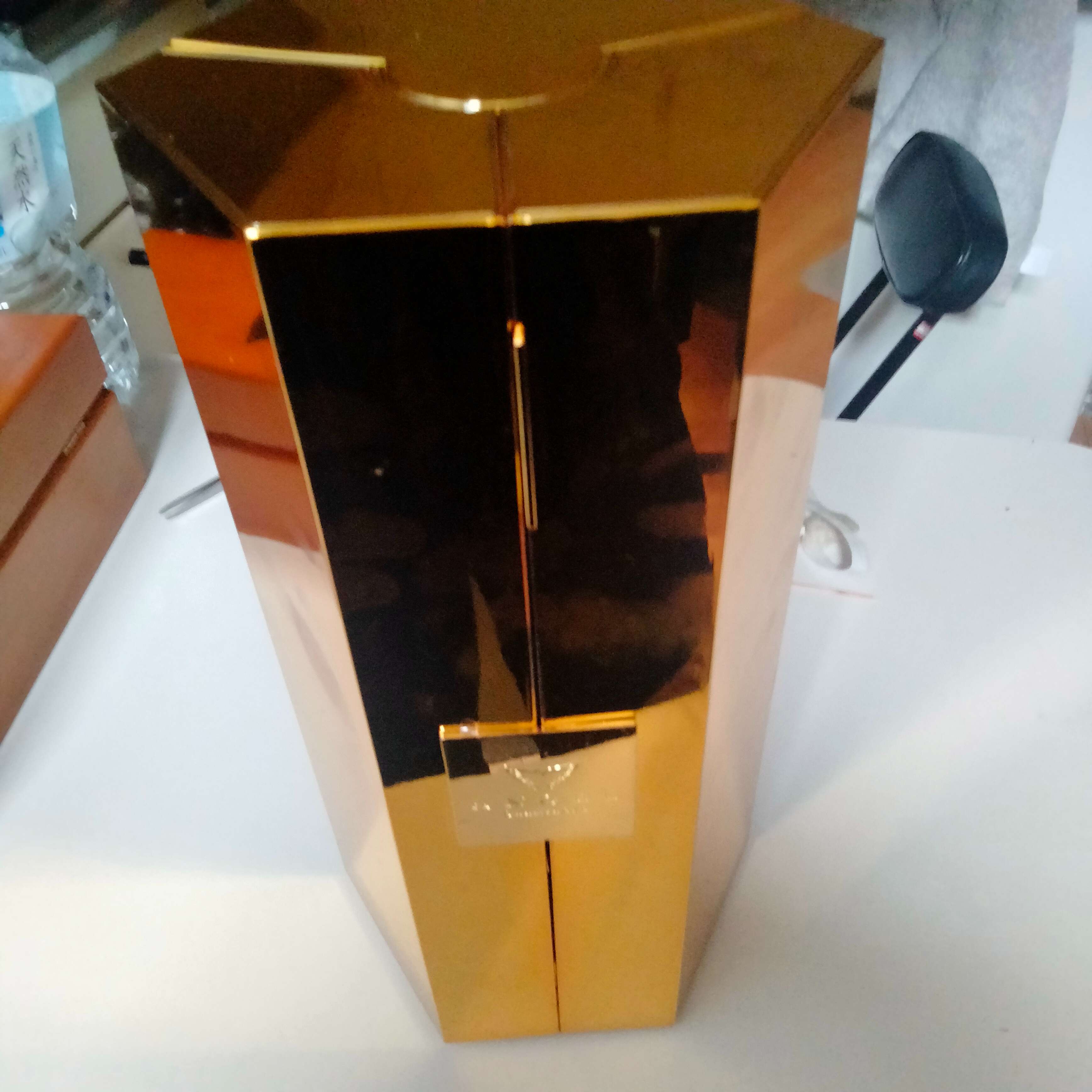 エンジェル ヴィンテージ2007ゴールド空箱、空瓶（お酒）の買取情報