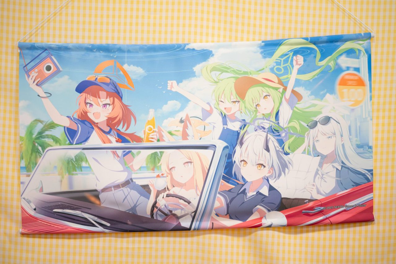 Yostar Official Shop便り】水着姿と弾ける笑顔がまぶしい！『ブルー