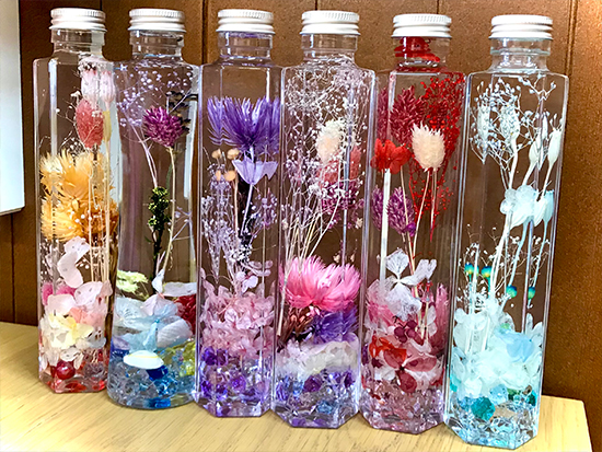 神戸・元町】大人気！ハーバリウム作り体験《選べる瓶＆花材・当日