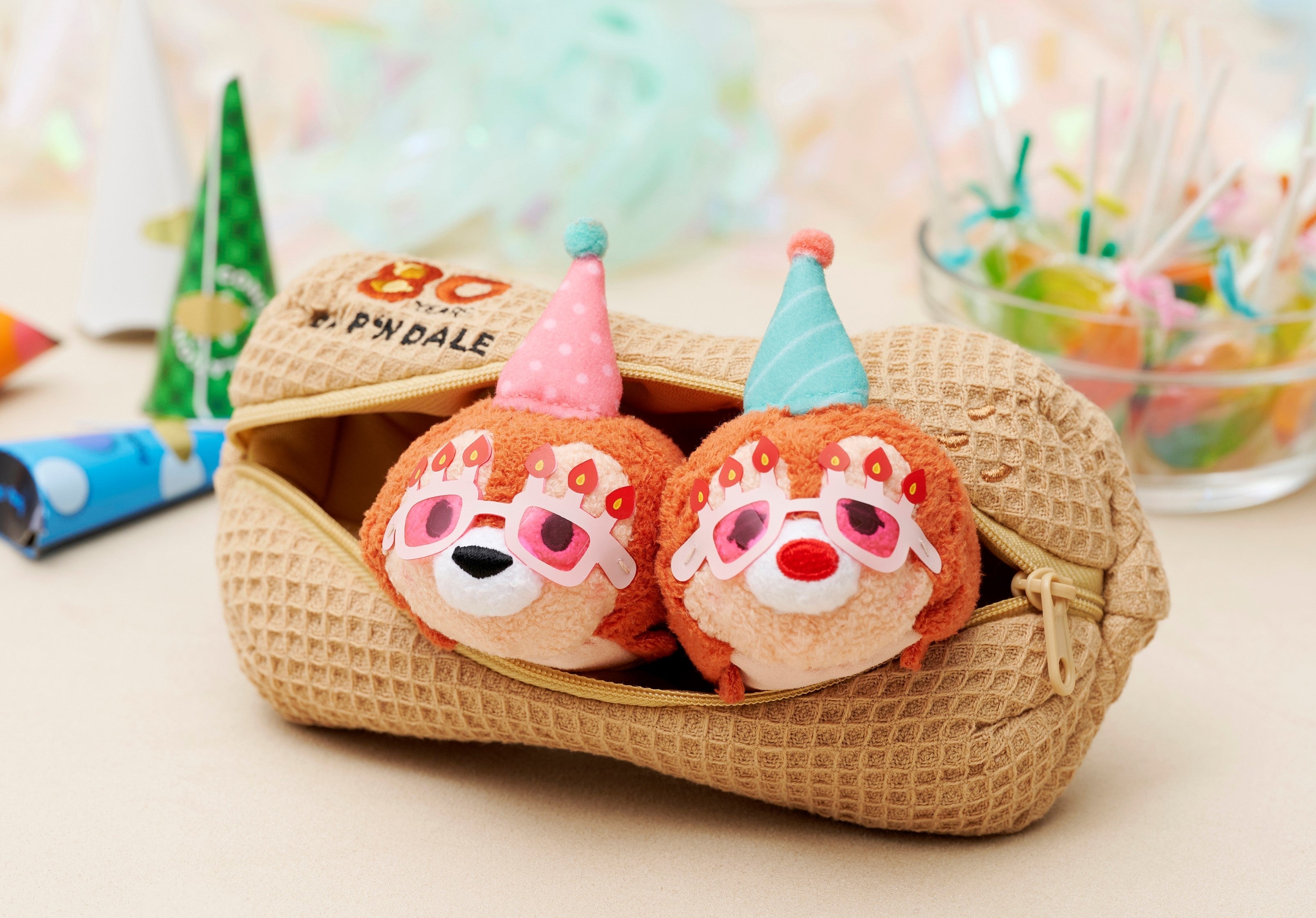 チップ＆デールがスクリーンデビュー80周年！お誕生日をお祝いする