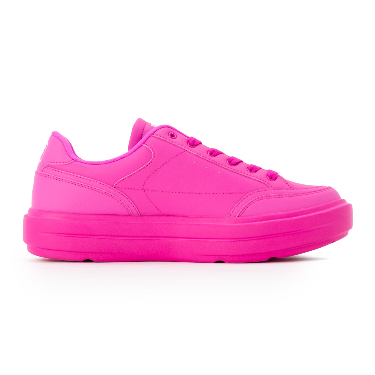 IMP. × FILA 待望のスペシャルコラボレーションコレクションを展開