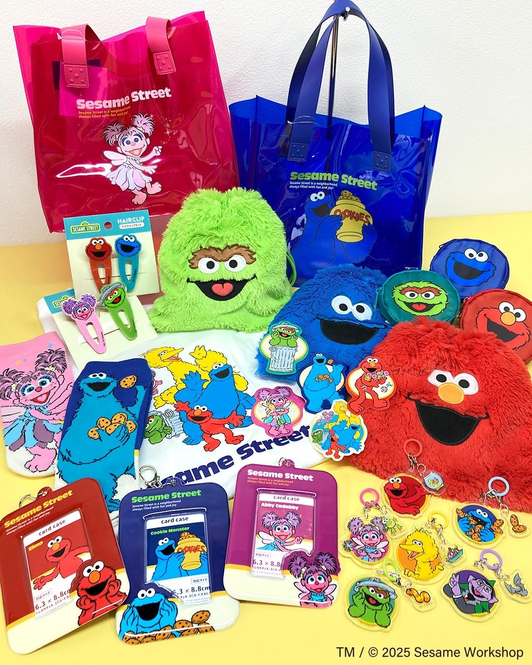 セサミストリート』のオリジナルデザイン雑貨が全品390円（税込429円