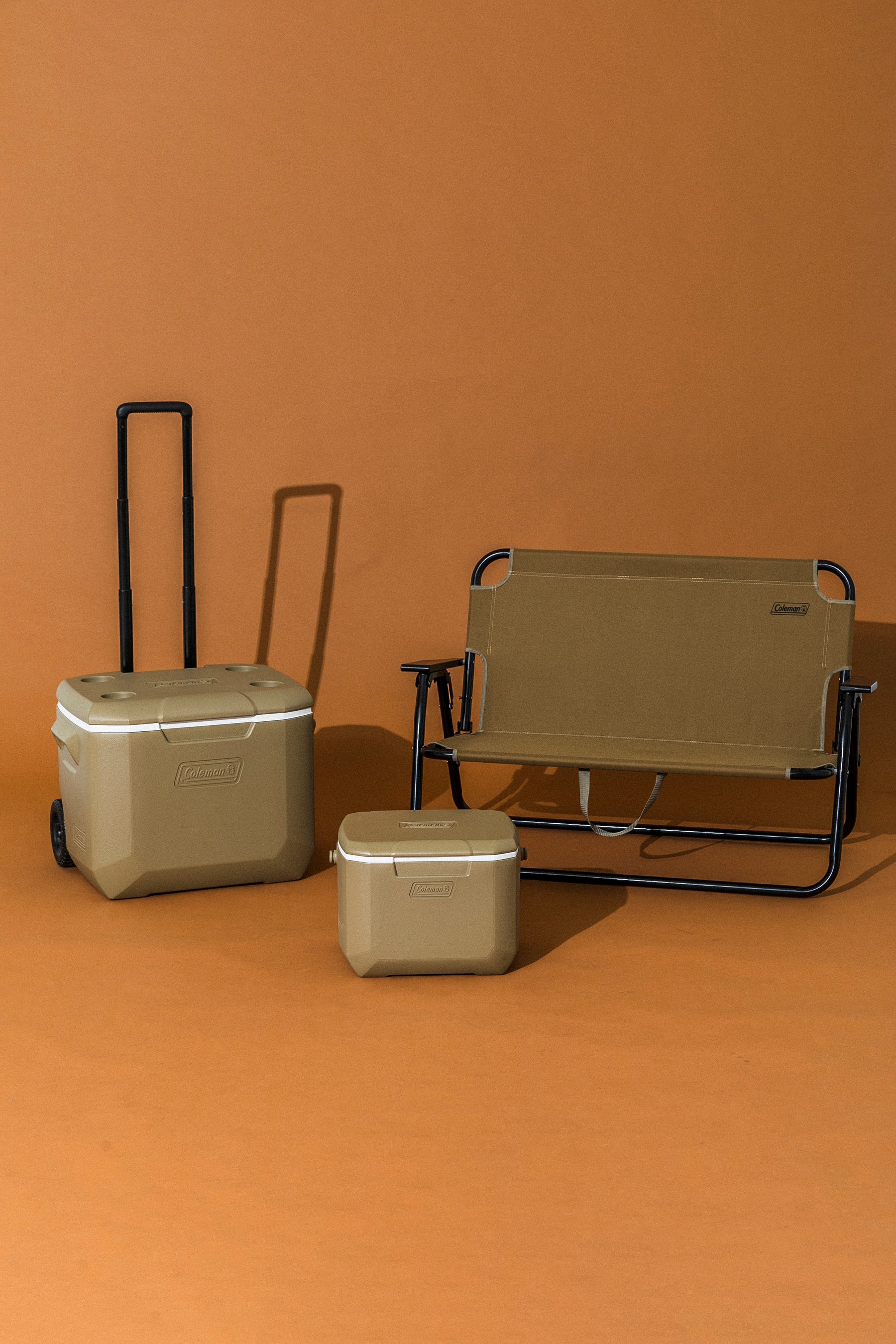 爆発的な人気を誇るColeman × URBAN RESEARCHのコヨーテカラーに新