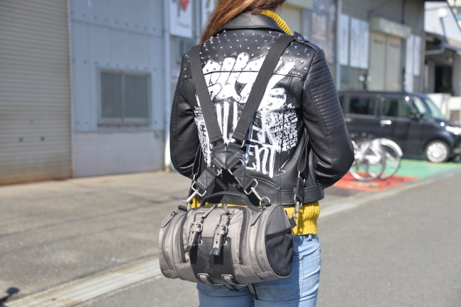 人気アイテム「立体機動ポーチ4wayバッグ進撃の巨人モデル」に新色