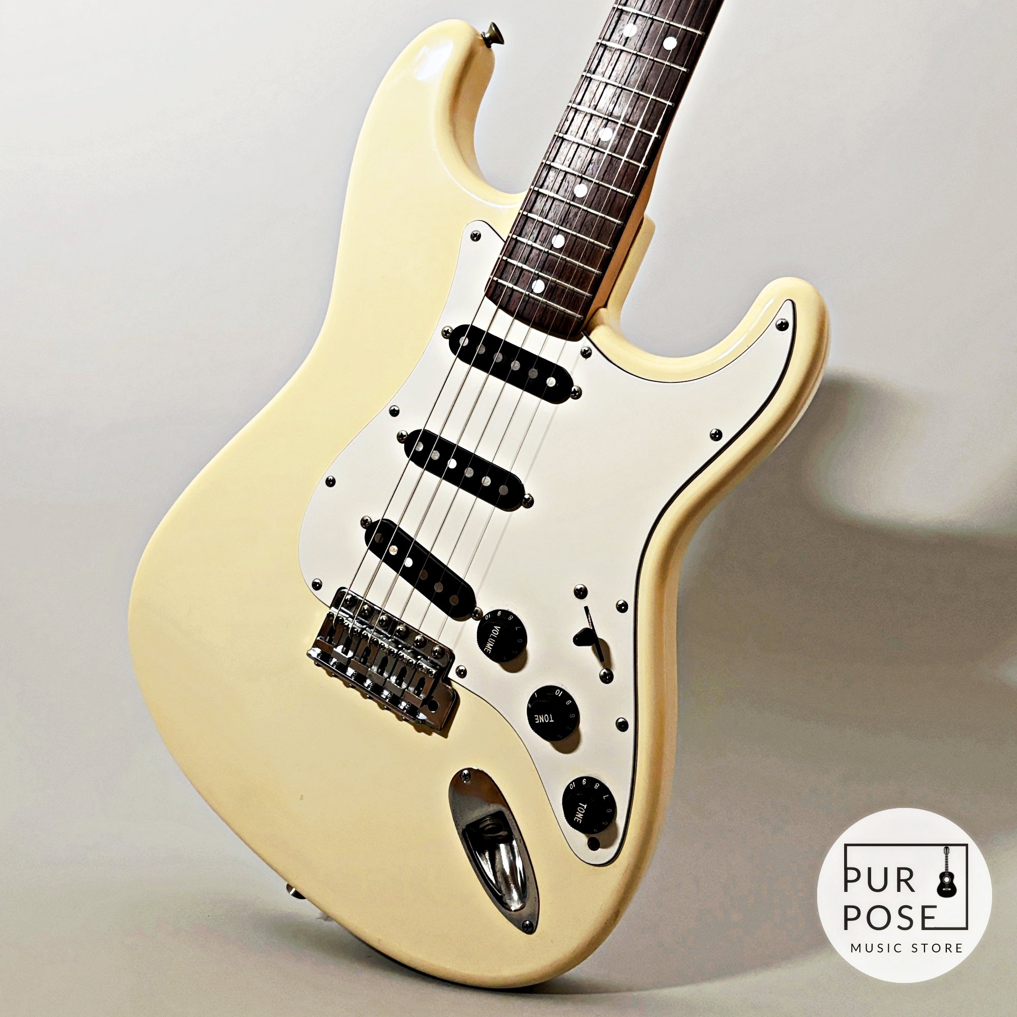 中古】Fender Japan ST72 1992年～1993年製 ストラトキャスター