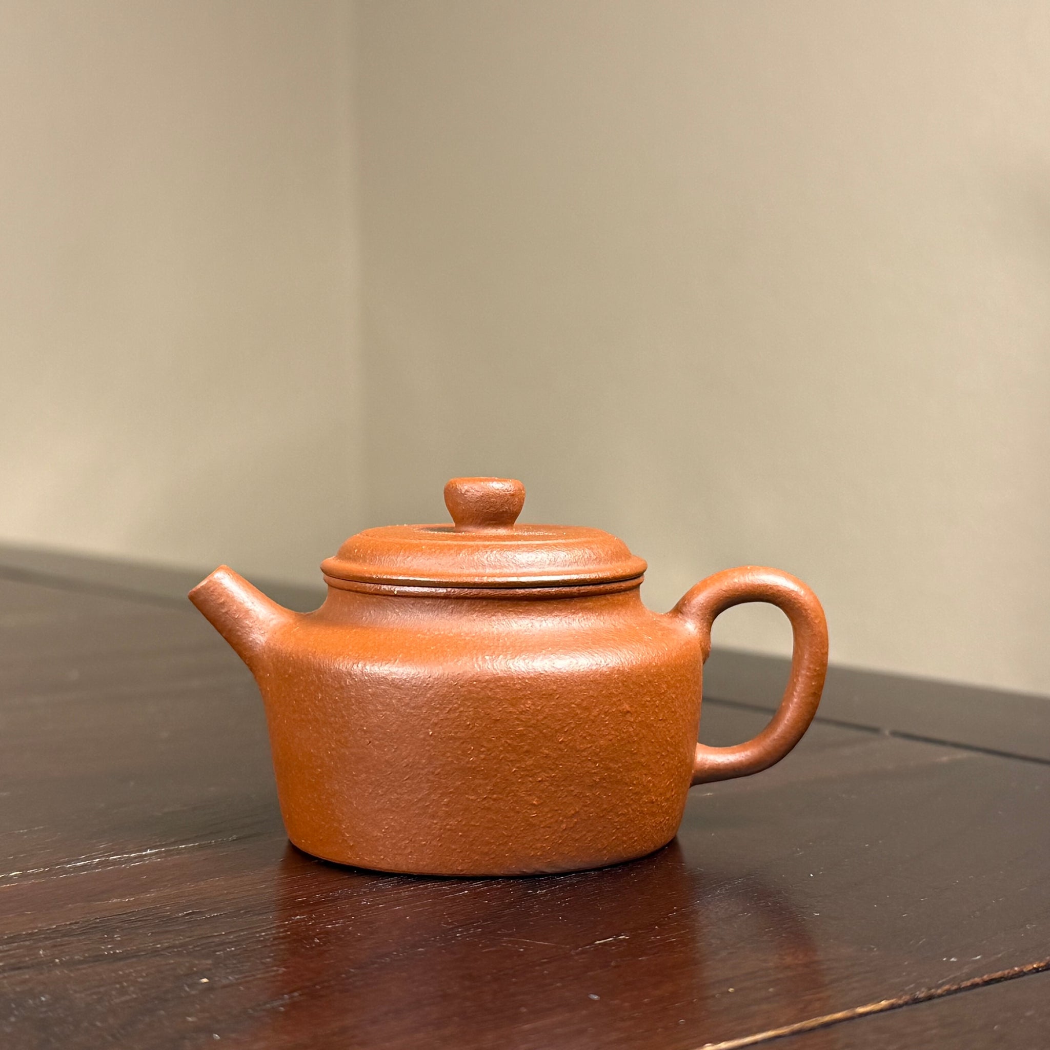 Zhuni Dahongpao 朱泥大红袍Dezhong Yixing Teapot, 110mL – Purple