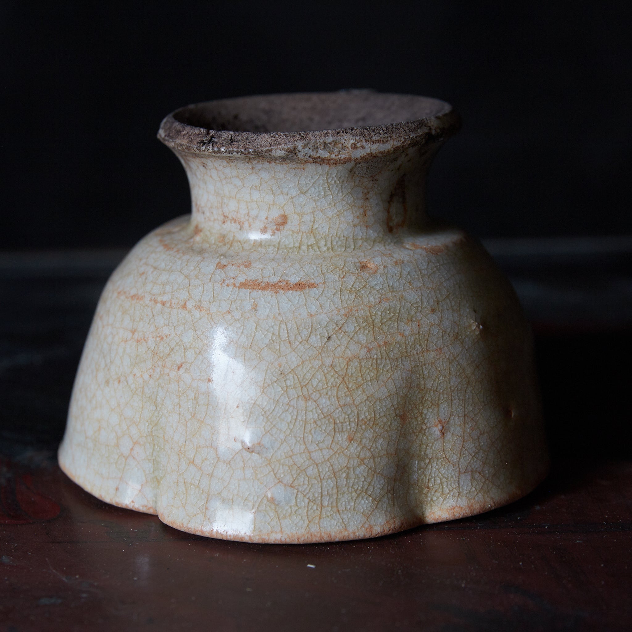宋代 湖田窯 影青 青白磁花口杯（960–1279CE） | 入蘆花（ロカニイル）