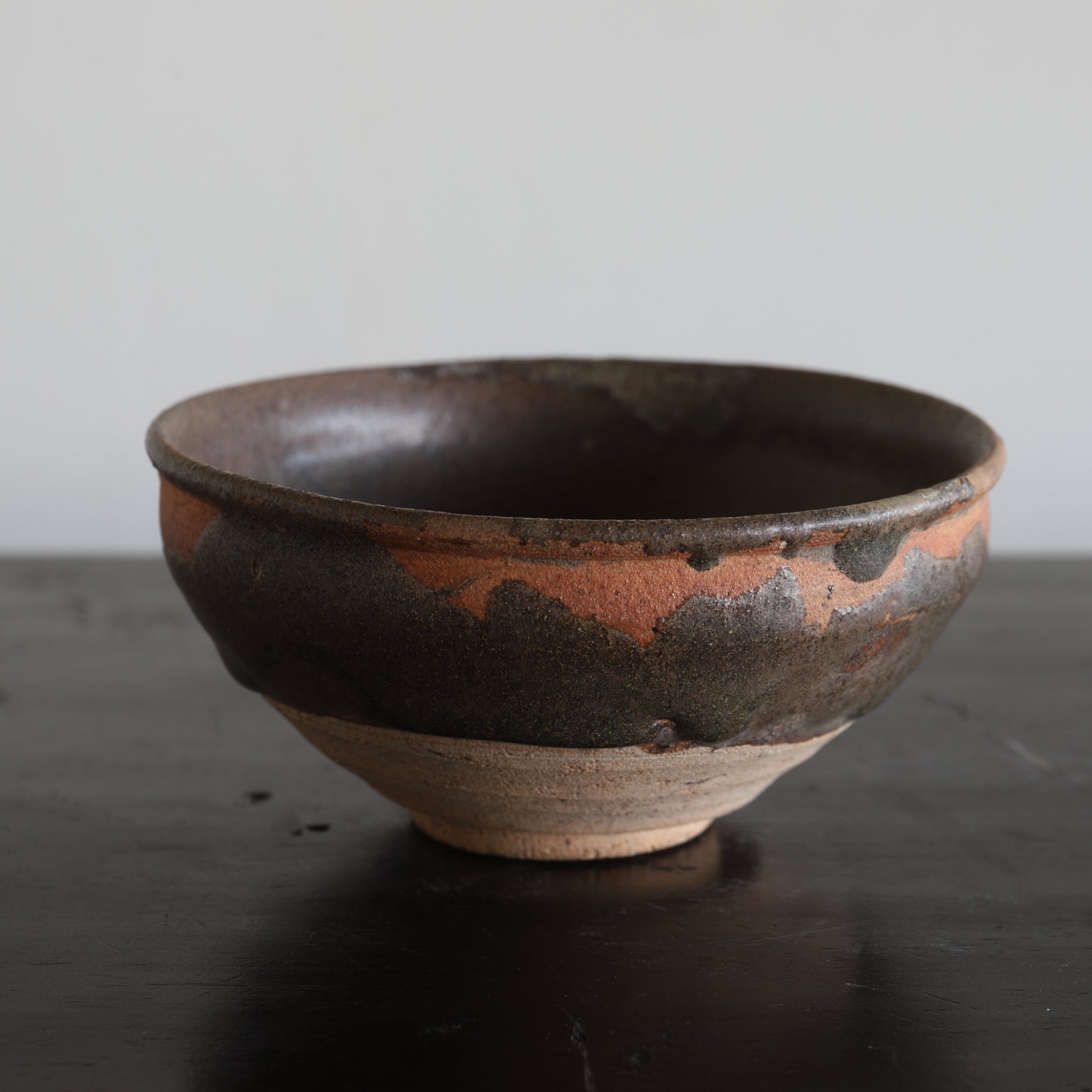 室町時代 古瀬戸 斑ら鉄釉茶碗（1336–1573 CE） | 入蘆花（ロカニイル）