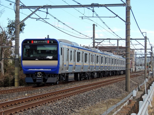 E235系1000番台のJ-43編成がEF81 140号機牽引で配給輸送 | 鉄道ホビダス
