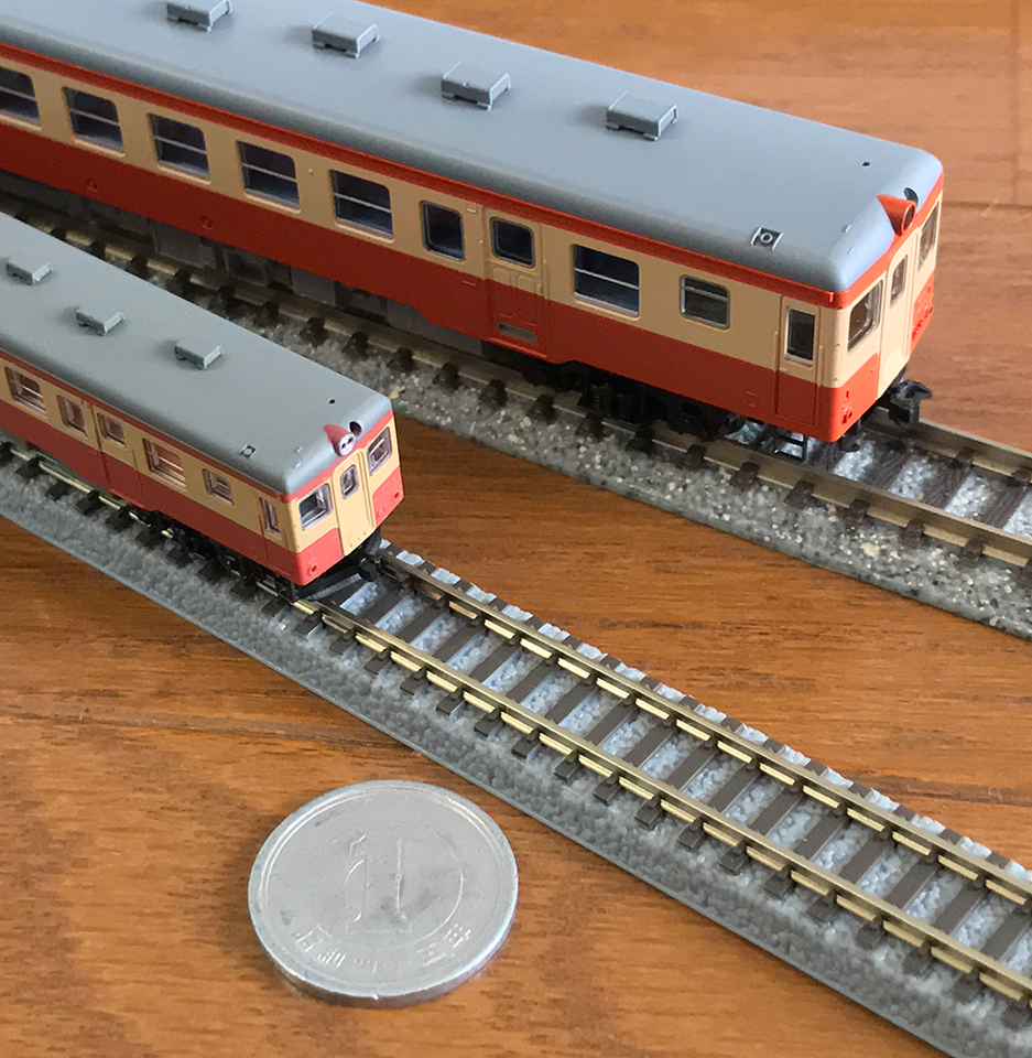 豆知識】小さな鉄道模型「Zゲージ」の秘密 – 鉄道模型部
