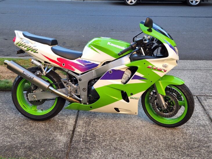 Clean and Green: 1995 Kawasaki Ninja ZX-6 for Sale - Rare