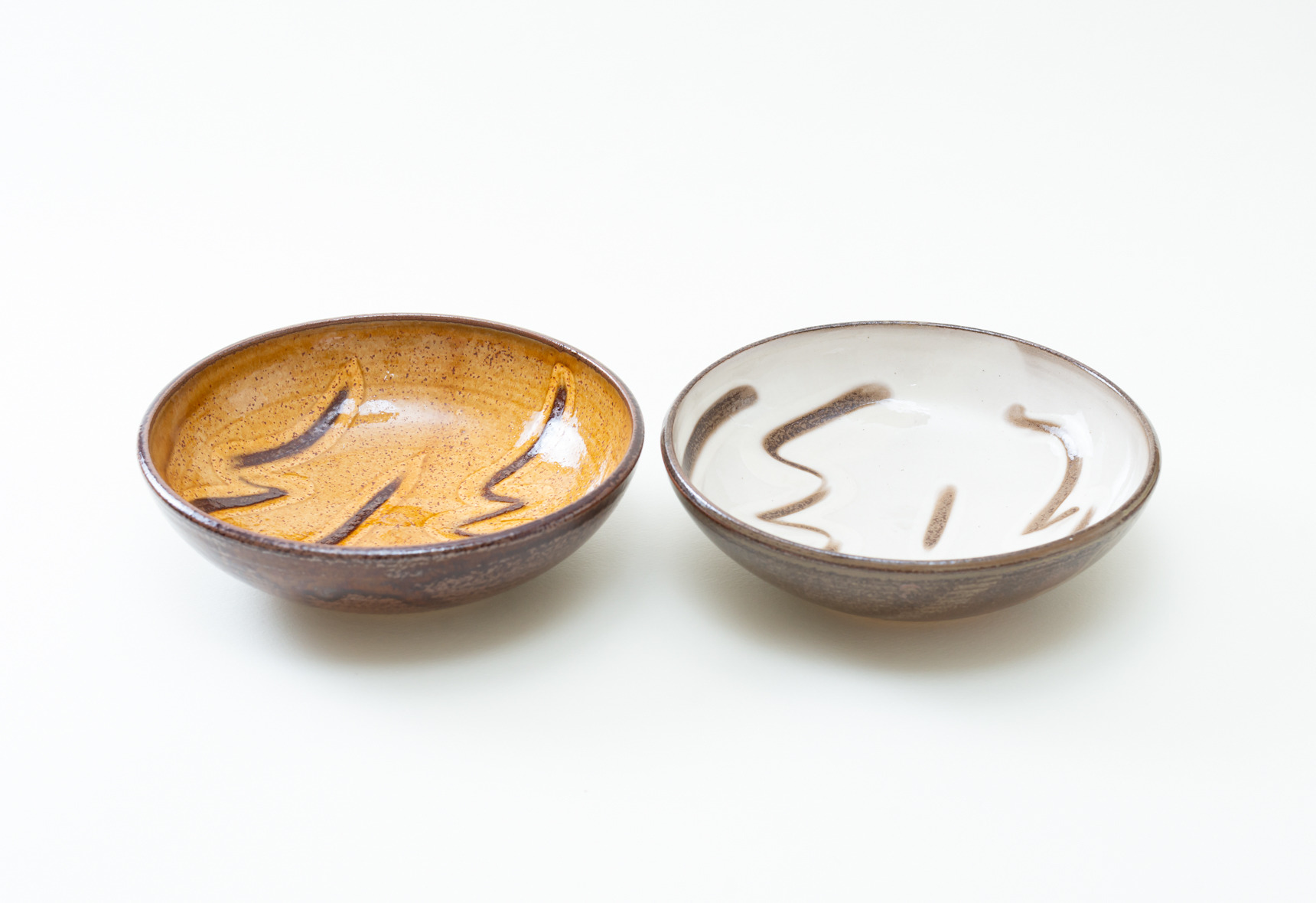 六寸指描深鉢(飴・白) | オンラインショップ | 生活購買店reed