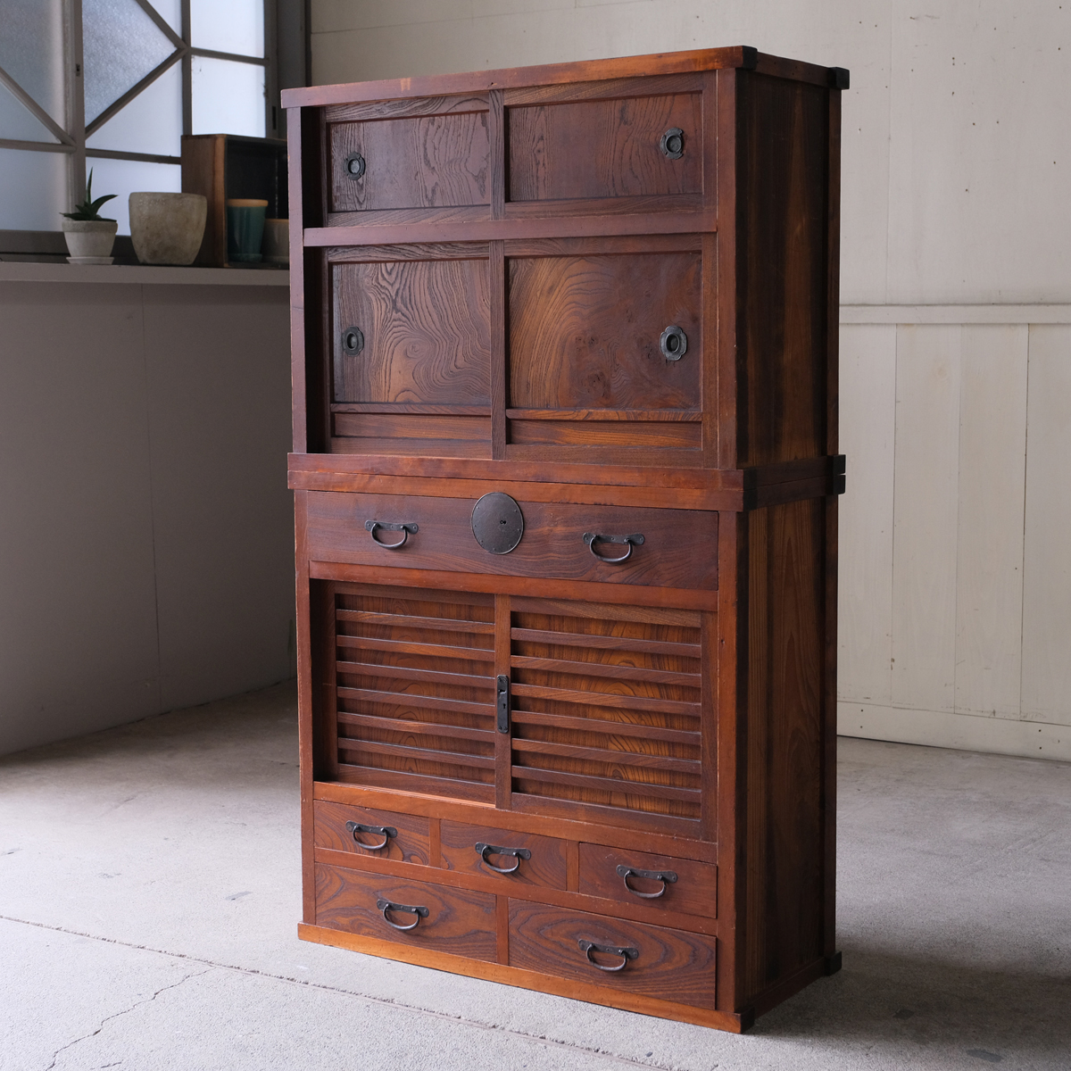 1625 アンティーク 2段重ね水屋箪笥 小間物整理タンス | REFACTORY