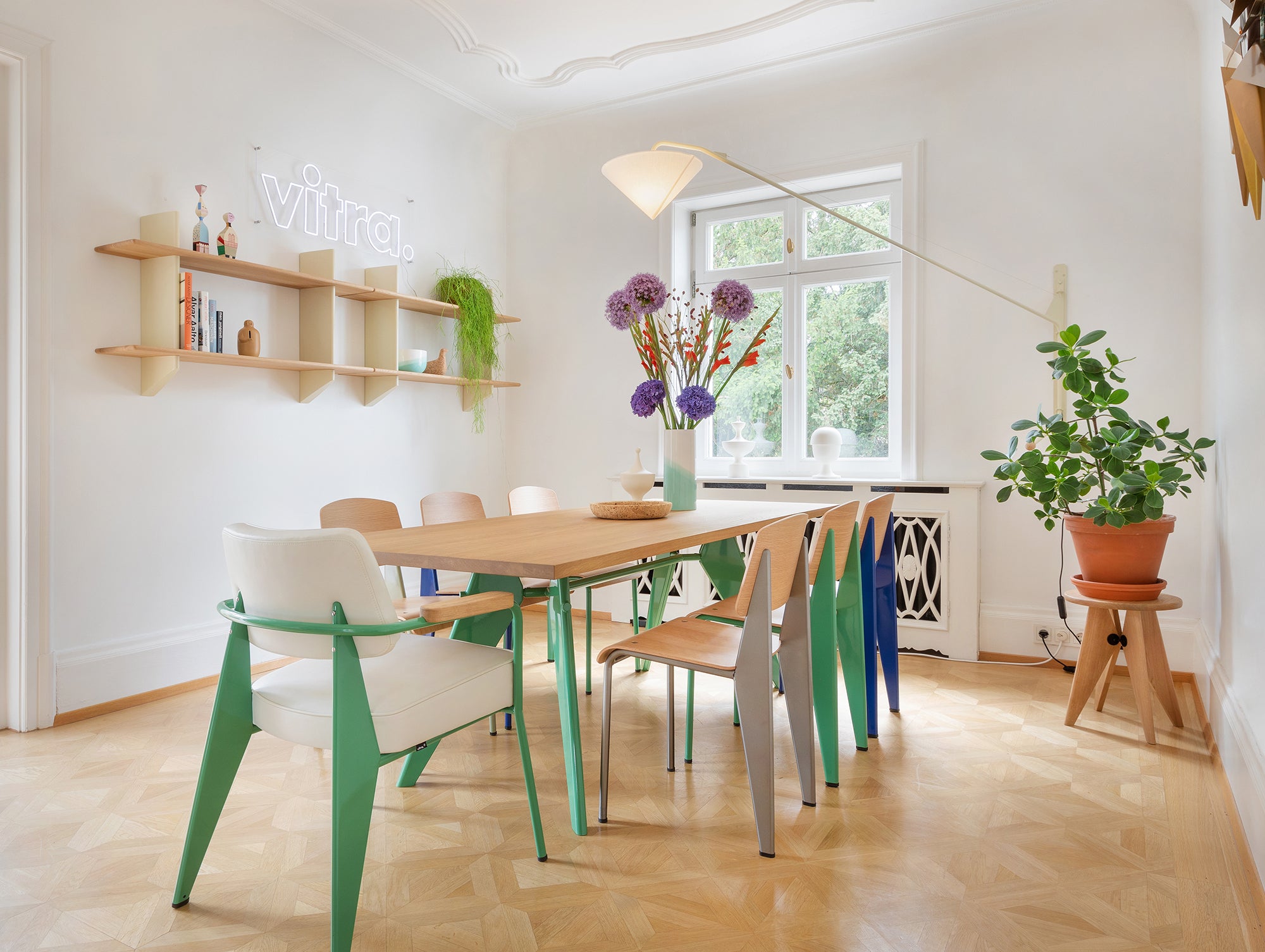 ジャン・プルーヴェ ポテンス ランプ by Vitra – Really Well Made