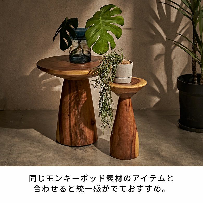 バリ島のヴィラやホテルでよく使われているモンキーポッドの丸太から