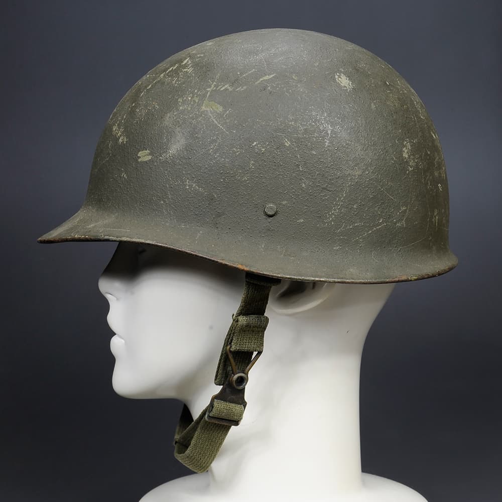 ドイツ軍放出品 ヘルメット M56 スチール製 前期型 | ミリタリー