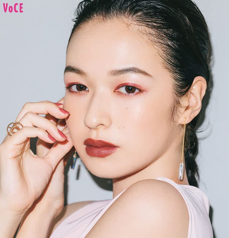 秋新色【シャネルのリップ×Diorのアイパレ】で愛され美人顔にチェンジ