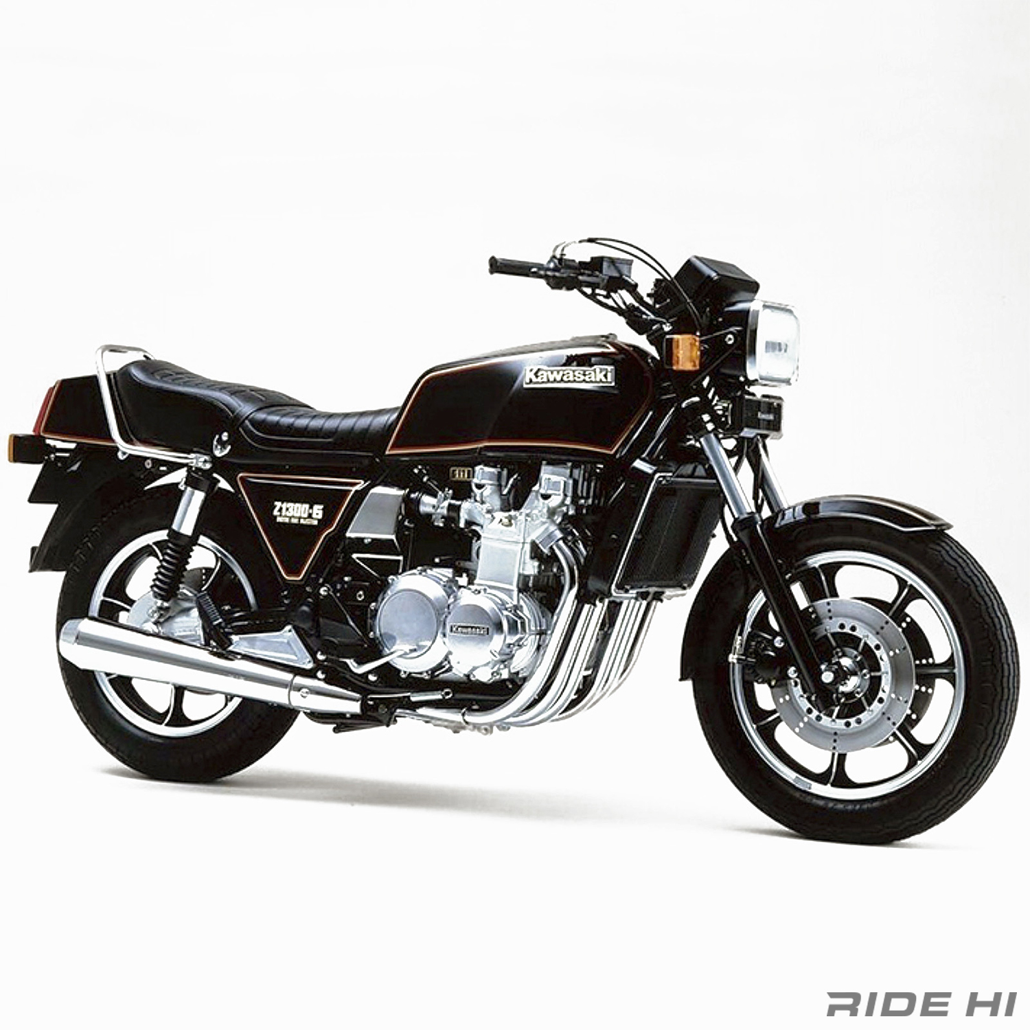 カワサキ6気筒水冷DOHC1300の超弩級フラッグシップ！【このバイクに