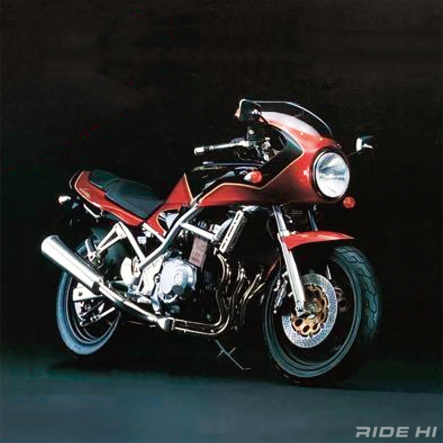 いまも惹きつけられるBANDIT Limitedのロケットカウル！【このバイクに
