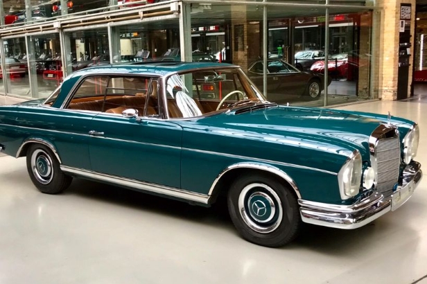 メルセデス・ベンツ 250 SE COUPE 欧州中古ストック情報 : オート