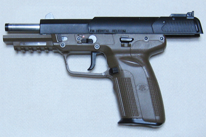 マルシン／FNファイブセブン（Five-seveN）CO2ブローバックFDE｜RIKSGUNS