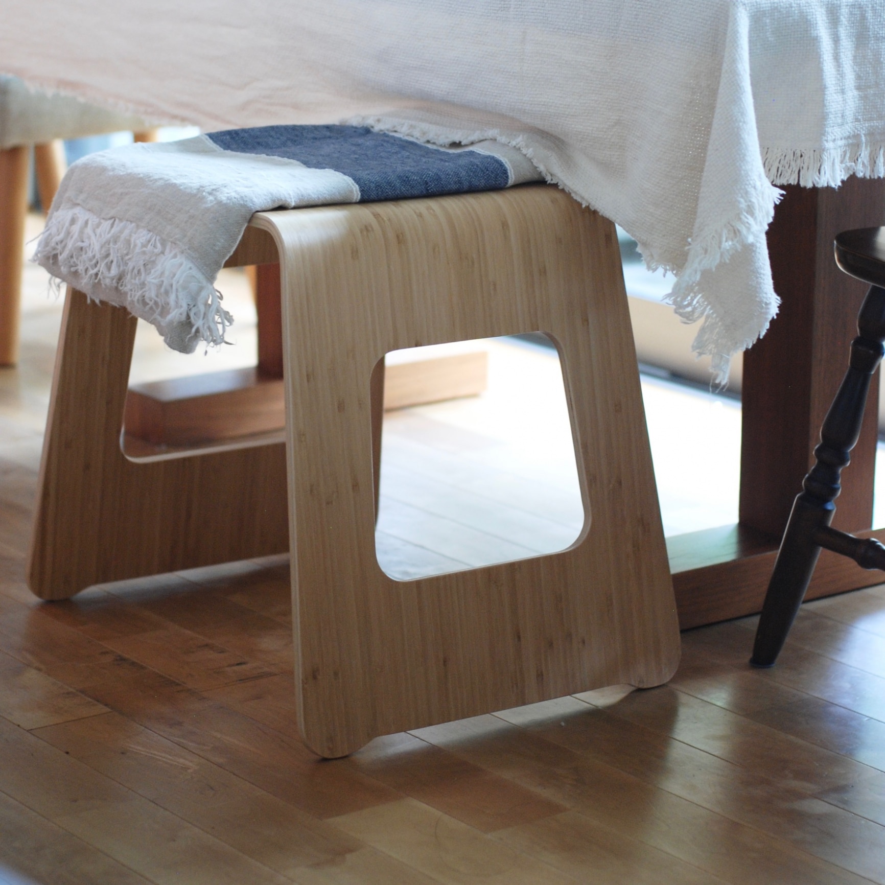 IKEA イケア スツール 竹突き板 z50362876 BENGTHAKAN ベングト