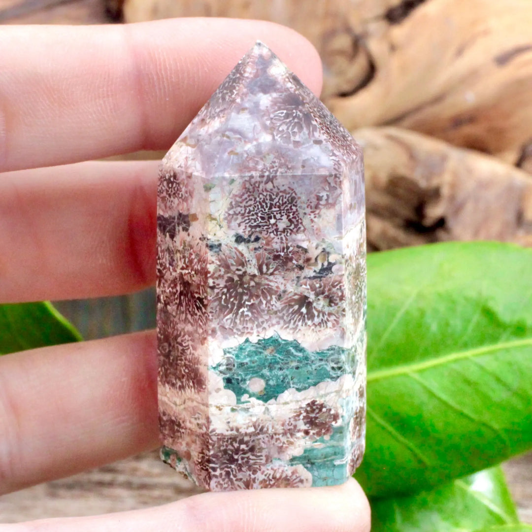 Small Green Flower Agate Tower - Shop online – RockMama.com